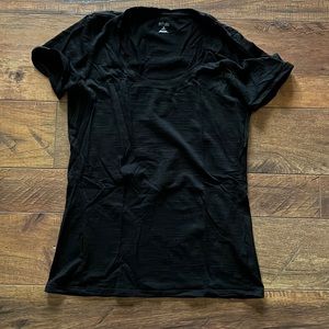 Black Icebreaker tee Merino Wool- small